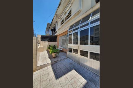 3_photo/94ce03a08d.98aa73114e05fd3e-ATLAS-101f2985-d7ef-4583-938b-86b890db5a5b.jpg de casa à venda com 3 quartos, 173m² em Macuco, Santos