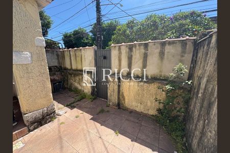 10_photo/94ce03a19d.786c4abf0a136510-ATLAS-4f34e589-3e7f-4db0-8df7-a49fa2abcfac.jpg de casa à venda com 2 quartos, 169m² em Vila Matias, Santos