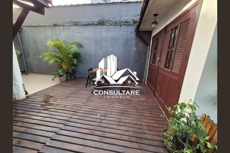 10_photo/94ce03a1a5.2b57347f83d48e3d-ATLAS-570cc81d-78c4-4585-8cd4-bb38e3b3bd76.jpg de casa à venda com 5 quartos, 255m² em Vila Matias, Santos