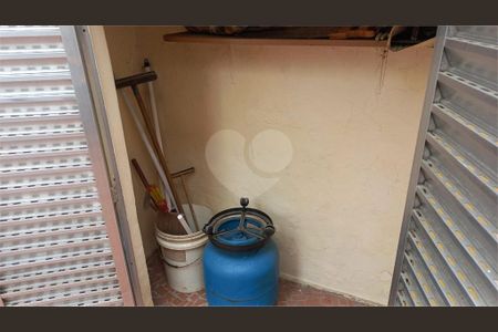 46_photo/94ce03a1dd.1463d70521bc8e9f-ATLAS-e64408fc-e4a2-47ca-b8b5-7f0e63ad4f22.jpg de casa à venda com 2 quartos, 96m² em Vila Matias, Santos