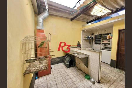 7_photo/94ce03a30d.ef77fb674bfea678-ATLAS-267076b8-5dd8-4fa9-a335-a12c58c4eec3.jpg de casa à venda com 2 quartos, 80m² em Macuco, Santos