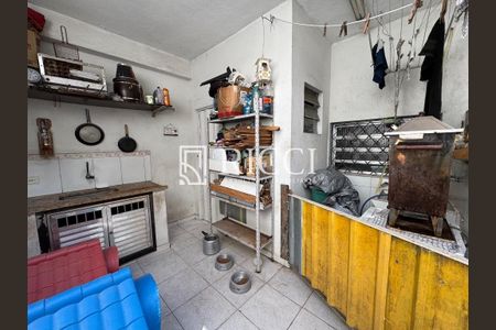 34_photo/94ce03a3f7.e31a495c18706ffc-ATLAS-9d8ae24d-5308-4316-8da8-b6011543c9f4.jpg de casa à venda com 3 quartos, 144m² em Macuco, Santos