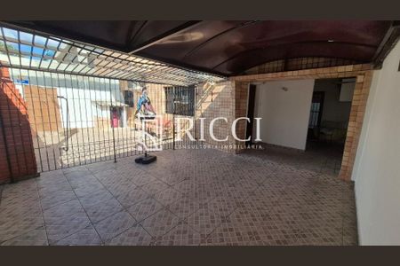 11_photo/94ce03a4c5.821bca6a381fcd78-ATLAS-6d1d676d-e1f2-495d-9ce6-0f9dfa8b786f.jpg de casa à venda com 3 quartos, 139m² em Macuco, Santos