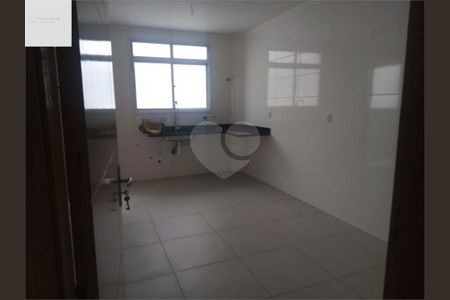 7_photo/94ce03a601.c1dc00249eefaead-ATLAS-2e8c4987-c837-446d-a479-e335df2c099e.jpg de casa à venda com 3 quartos, 240m² em Boqueirão, Santos