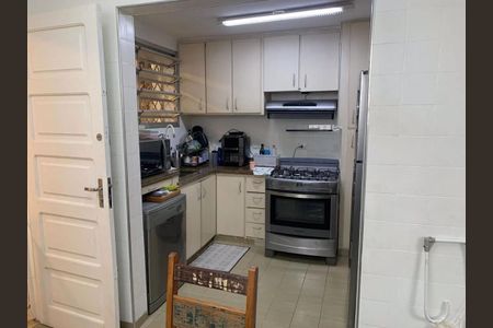 12_photo/94ce03a64f.dda3a78fb47de289-ATLAS-8e55c1d5-fd96-44ec-b4e2-c7b4a6ceadaa.jpg de casa à venda com 3 quartos, 168m² em Boqueirão, Santos