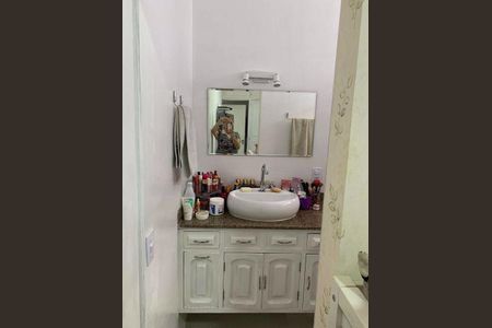 18_photo/94ce03a64f.dda3a78fb47de289-ATLAS-e6cfeeef-9a29-40bf-8ce2-99b0af4c1a1a.jpg de casa à venda com 3 quartos, 168m² em Boqueirão, Santos