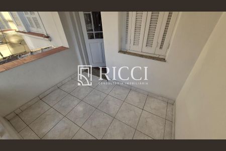 5_photo/94ce03a691.912bb953107d94de-ATLAS-24b2d62f-0f6e-4c60-9f6f-0567ca476d0b.jpg de casa à venda com 3 quartos, 250m² em Vila Matias, Santos