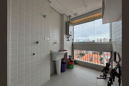 24_photo/94ce03a753.d840f4bff4555a35-ATLAS-9a2e1bbc-ac08-47a9-b7fc-73bbb4c8d7c6.jpg de apartamento para alugar com 2 quartos, 65m² em Boqueirão, Santos