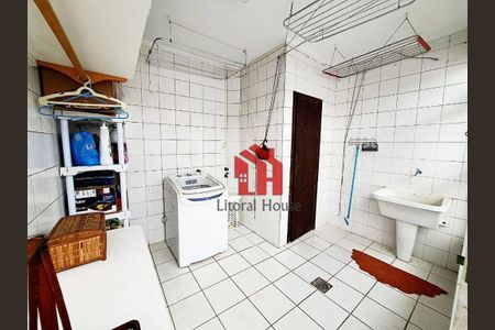 12_photo/94ce03a7ad.bb2cfda027800a9a-ATLAS-e19de6fd-dde5-4401-9a8a-359244a2f852.jpg de casa à venda com 3 quartos, 170m² em Boqueirão, Santos