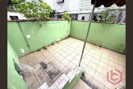 29_photo/94ce03a7cf.6618d879b31b9a75-ATLAS-5daa8b07-65c6-484f-855d-4e1c3742d601.jpg de casa à venda com 3 quartos, 150m² em Boqueirão, Santos