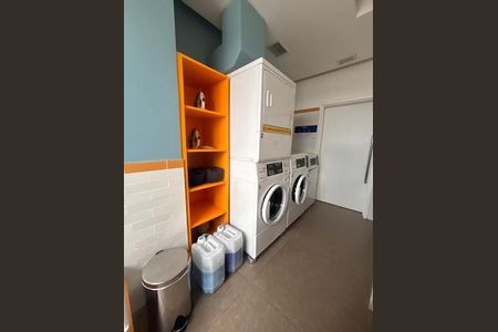 5_photo/94ce03a853.1408eb0706c04bff-ATLAS-4c5c9430-cfe2-491b-94e9-04e072edb5e3.jpg de apartamento à venda com 1 quarto, 55m² em Boqueirão, Santos