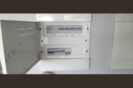 3_photo/94ce03a86b.9ae210a7b4e92eb7-ATLAS-1584e8ea-829f-4ba5-8857-ff7d349120b1.jpg de apartamento à venda com 1 quarto, 47m² em Boqueirão, Santos