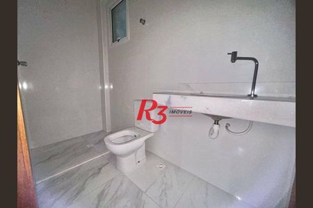 13_photo/94ce03a8a3.832a1e1e5565aa8a-ATLAS-5eab9e01-681a-4ed5-8c19-e328a1979105.jpg de casa à venda com 3 quartos, 84m² em Boqueirão, Santos