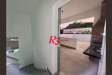 30_photo/94ce03a8a3.832a1e1e5565aa8a-ATLAS-7461e1b9-db4b-4f80-9bd6-faab65f2f794.jpg de casa à venda com 3 quartos, 84m² em Boqueirão, Santos