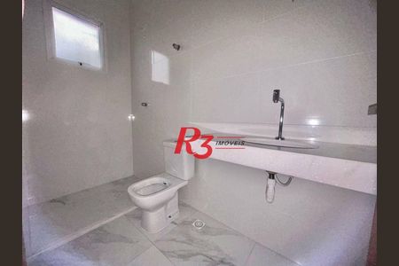 24_photo/94ce03a8a3.832a1e1e5565aa8a-ATLAS-d4bf7498-287a-4197-ac68-cbce362d0a4c.jpg de casa à venda com 3 quartos, 84m² em Boqueirão, Santos