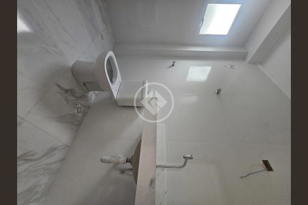 8_photo/94ce03a8a3.aef4de6394ba8e6d-ATLAS-88ea5c0d-1e3e-4ca4-8ad4-5e29a2662fae.jpg de casa à venda com 3 quartos, 166m² em Boqueirão, Santos