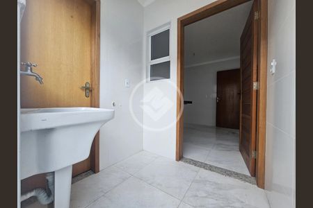 5_photo/94ce03a8a3.aef4de6394ba8e6d-ATLAS-e28afad6-efc9-4f5b-a2f9-129d86f8f3e8.jpg de casa à venda com 3 quartos, 166m² em Boqueirão, Santos