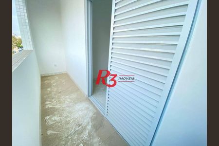 9_photo/94ce03a8a3.bb0f4c6ec33debd0-ATLAS-4397dd80-d64e-48a0-92a8-586b9c61643c.jpg de casa à venda com 3 quartos, 93m² em Boqueirão, Santos