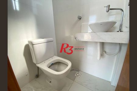 12_photo/94ce03a8a3.bb0f4c6ec33debd0-ATLAS-683c3f5c-1f86-40d5-ad46-088a74e07826.jpg de casa à venda com 3 quartos, 93m² em Boqueirão, Santos