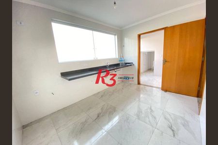 5_photo/94ce03a8a3.bb0f4c6ec33debd0-ATLAS-b09a2476-7534-4925-b9ba-aed7dfada545.jpg de casa à venda com 3 quartos, 93m² em Boqueirão, Santos