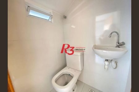 8_photo/94ce03a8a3.bb0f4c6ec33debd0-ATLAS-f6b35bdf-35d0-486f-8eaa-b1847cee3d2f.jpg de casa à venda com 3 quartos, 93m² em Boqueirão, Santos