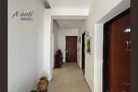 8_photo/94ce03a8bd.e98a0441d5514113-ATLAS-5f45df92-f9b1-4e27-a8c2-08526db34ce2.jpg de casa à venda com 3 quartos, 122m² em Boqueirão, Santos