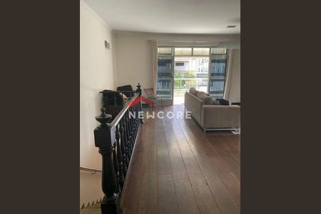 4_photo/94ce03aa29.c7baea140fc48cda-ATLAS-181be9e4-b75a-4e13-9acb-5bff7e2b4075.jpg de casa à venda com 4 quartos, 200m² em Boqueirão, Santos