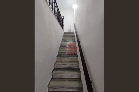 4_photo/94ce03aa29.c7baea140fc48cda-ATLAS-74ad2c00-3609-4b77-b00a-11e78e912c91.jpg de casa à venda com 4 quartos, 200m² em Boqueirão, Santos