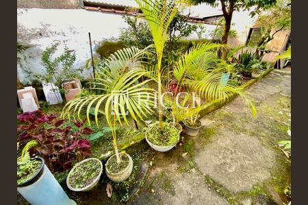 7_photo/94ce03aa3f.3aed5bbd04158097-ATLAS-5a98832d-df41-470a-86ed-2eafb03a9662.jpg de casa à venda com 2 quartos, 173m² em Boqueirão, Santos