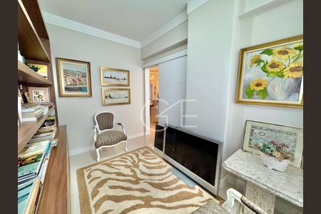 7_photo/94ce03aa83.6e18a788da88fe43-ATLAS-14d3dc7e-04ef-4830-b8a7-1029dc6a6fd2.jpg de apartamento à venda com 3 quartos, 185m² em Boqueirão, Santos