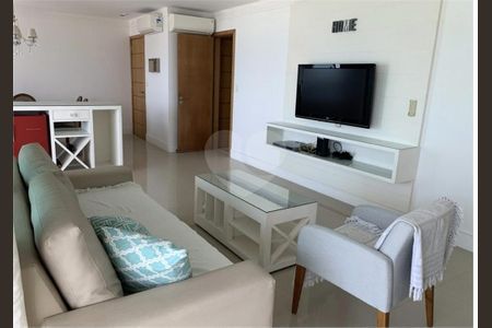 10_photo/94ce03aa8f.b5f4e39731e4f05c-ATLAS-677361a2-5314-4b06-ac7b-9b2d7a083bb6.jpg de apartamento à venda com 3 quartos, 167m² em Boqueirão, Santos