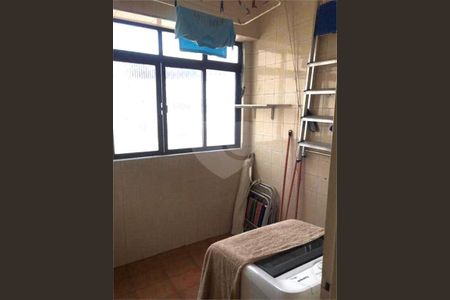 7_photo/94ce03aa93.fc5987373cdbaa4f-ATLAS-69dbff0f-26a8-4d42-b0ba-e295821c2d5d.jpg de apartamento à venda com 1 quarto, 60m² em Boqueirão, Santos