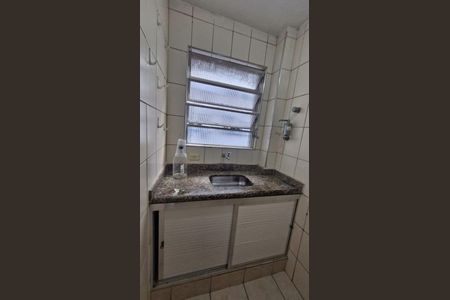 2_photo/94ce03aa9b.7d01d2ab176dea69-ATLAS-655656d9-322c-48e7-89d1-d83fad551b2e.jpg de apartamento à venda com 1 quarto, 40m² em Boqueirão, Santos