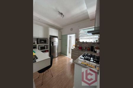 8_photo/94ce03ab07.599ae374909d4d76-ATLAS-71e8e0b1-61f2-4ea1-bf80-9706085b3eae.jpg de casa à venda com 2 quartos, 86m² em Boqueirão, Santos