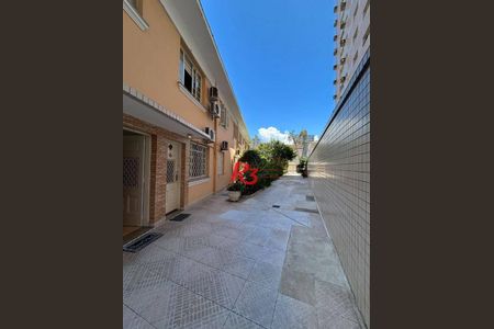 10_photo/94ce03ab07.599ae374909d4d76-ATLAS-a6b4800d-79f4-4b75-9b96-eaad613a223b.jpg de casa à venda com 2 quartos, 80m² em Boqueirão, Santos