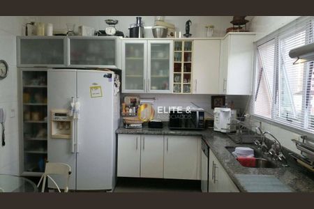 4_photo/94ce03ab09.f34cdd97bc46db22-ATLAS-d003645b-7ed7-4793-b7e9-00c82e4e5605.jpg de apartamento à venda com 3 quartos, 187m² em Boqueirão, Santos