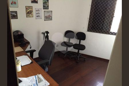 2_photo/94ce03ab6d.23351eba74f1df34-ATLAS-08bc42e1-34eb-4d93-bc2f-54ac530d07ba.jpg de apartamento à venda com 5 quartos, 390m² em Boqueirão, Santos