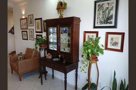 3_photo/94ce03ab83.ceff8192393c33de-ATLAS-0c7c2902-6f71-406b-b6dc-7e039f9b5ebc.jpg de apartamento à venda com 4 quartos, 170m² em Embaré, Santos