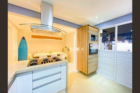 5_photo/94ce03abc9.7f0f6ccc076db118-ATLAS-b15aef44-e7b8-4d8b-a5fe-a862ac105903.jpg de casa à venda com 3 quartos, 113m² em Boqueirão, Santos