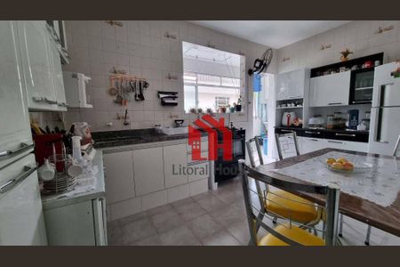 7_photo/94ce03ac17.99b60df910677aa8-ATLAS-da8e68bf-8c0f-4f36-b089-cb6360e4282e.jpg de apartamento à venda com 3 quartos, 110m² em Embaré, Santos