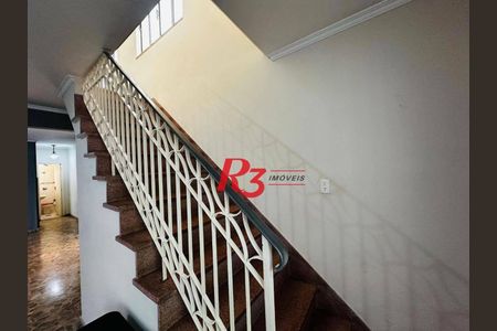 7_photo/94ce03ac1d.69530a6104d48ca1-ATLAS-7eab6109-1e53-4ffd-bbac-3252faeebf7d.jpg de casa à venda com 4 quartos, 260m² em Embaré, Santos