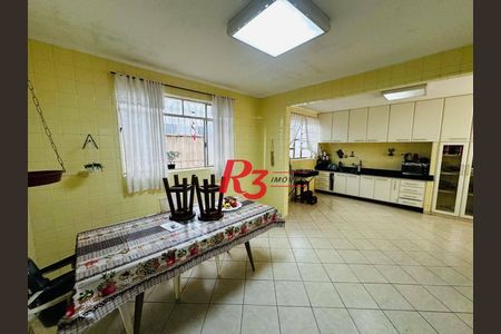 24_photo/94ce03ac1d.69530a6104d48ca1-ATLAS-88a3f921-e0f4-42a0-a50a-6824a421d1e6.jpg de casa à venda com 4 quartos, 260m² em Embaré, Santos