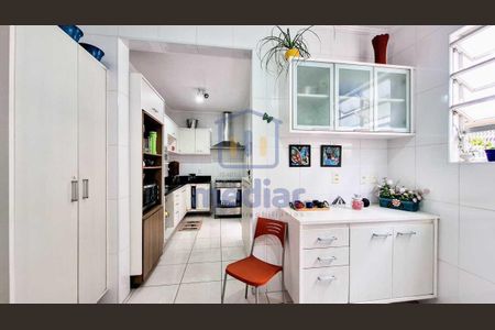 7_photo/94ce03ac49.e6f02a1e96aef2b1-ATLAS-a90acd86-d52e-44b0-a5c4-b4c3f94e415e.jpg de apartamento à venda com 3 quartos, 94m² em Embaré, Santos