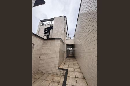 8_photo/94ce03ac7b.cc80a849dbb3670d-ATLAS-cc387c05-7741-4d96-9382-69d7d48de223.jpg de casa para alugar com 3 quartos, 400m² em Embaré, Santos