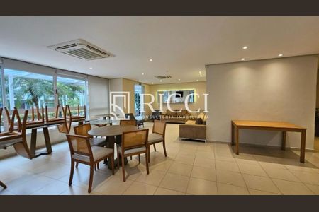 2_photo/94ce03acb5.30caf0b27e73c719-ATLAS-048f3863-0fec-40cc-a5a4-e482830bf174.jpg de apartamento à venda com 3 quartos, 172m² em Embaré, Santos