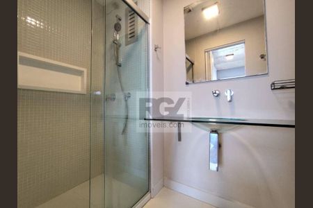 10_photo/94ce03acc5.a3cb303c08fddccb-ATLAS-5f03a130-c833-4ad4-bed4-a6e7b6c45b17.jpg de apartamento para alugar com 1 quarto, 74m² em Embaré, Santos