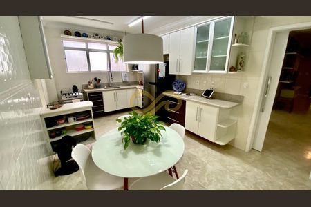 8_photo/94ce03acd7.bdd36e340f7a8e57-ATLAS-80e448e7-c86c-40a6-b7b0-bc1862111e89.jpg de apartamento à venda com 3 quartos, 153m² em Embaré, Santos