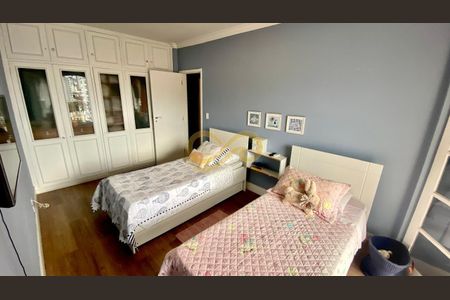 4_photo/94ce03acd7.bdd36e340f7a8e57-ATLAS-95a3e4d6-d6f6-46a8-b1b5-6799805f938d.jpg de apartamento à venda com 3 quartos, 153m² em Embaré, Santos