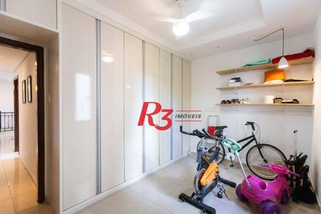 38_photo/94ce03ad39.db411f268cee2832-ATLAS-aa381e10-fd41-4b72-bb0a-da32e2b97c3b.jpg de apartamento à venda com 3 quartos, 115m² em Embaré, Santos