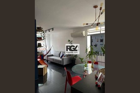 4_photo/94ce03ad3f.50b8676d5ddf5327-ATLAS-c0ca76d1-d997-47aa-9ae8-fb572f9f76aa.jpg de apartamento à venda com 2 quartos, 69m² em Embaré, Santos